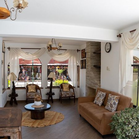 Hotel Curasi Іка Екстер'єр фото
