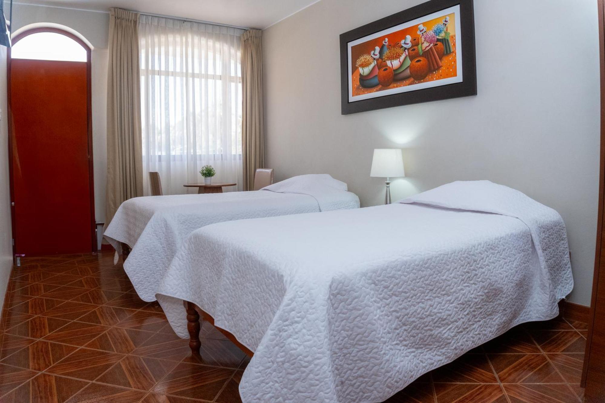 Hotel Curasi Іка Екстер'єр фото