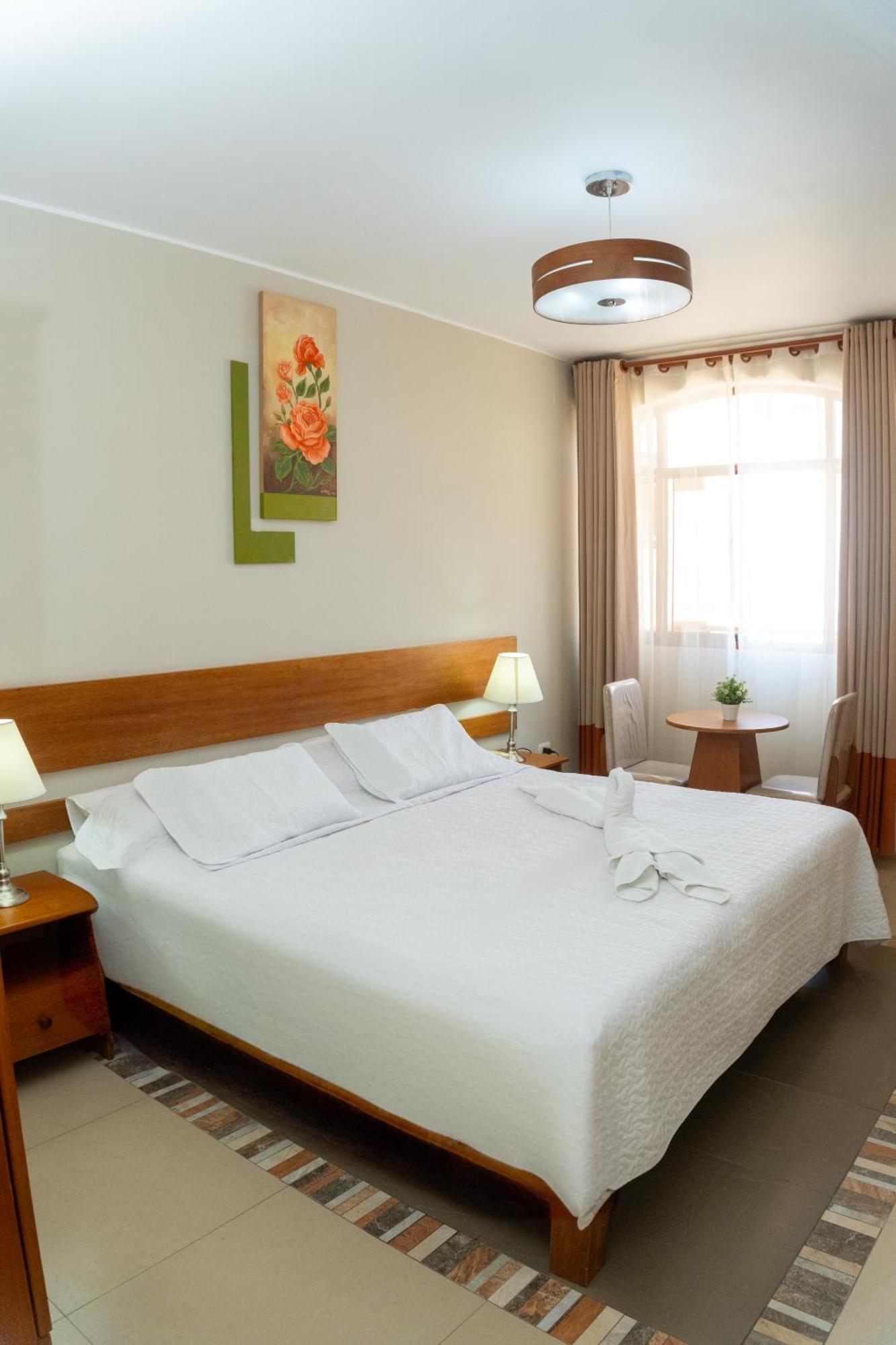 Hotel Curasi Іка Екстер'єр фото