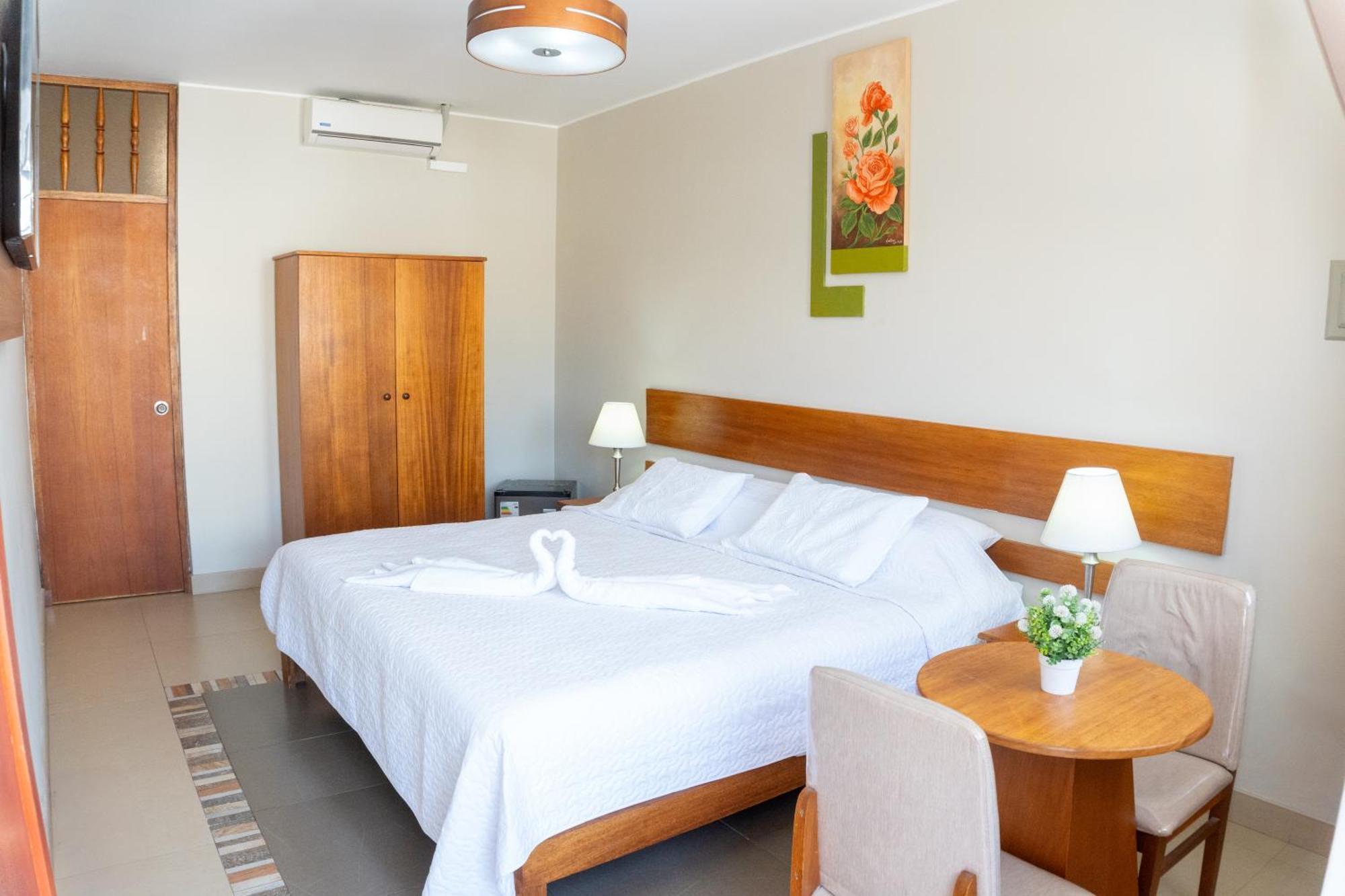 Hotel Curasi Іка Екстер'єр фото