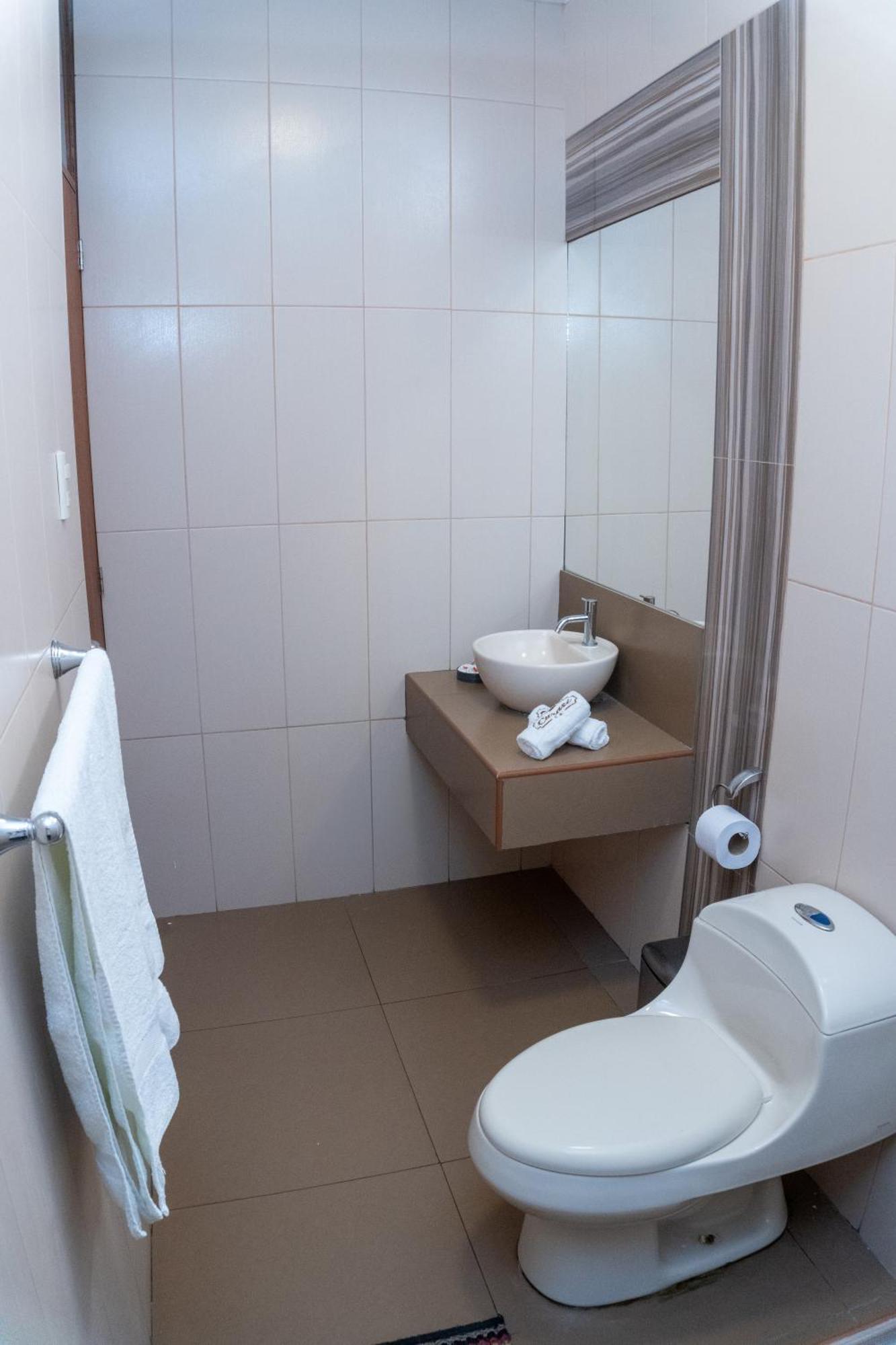 Hotel Curasi Іка Екстер'єр фото