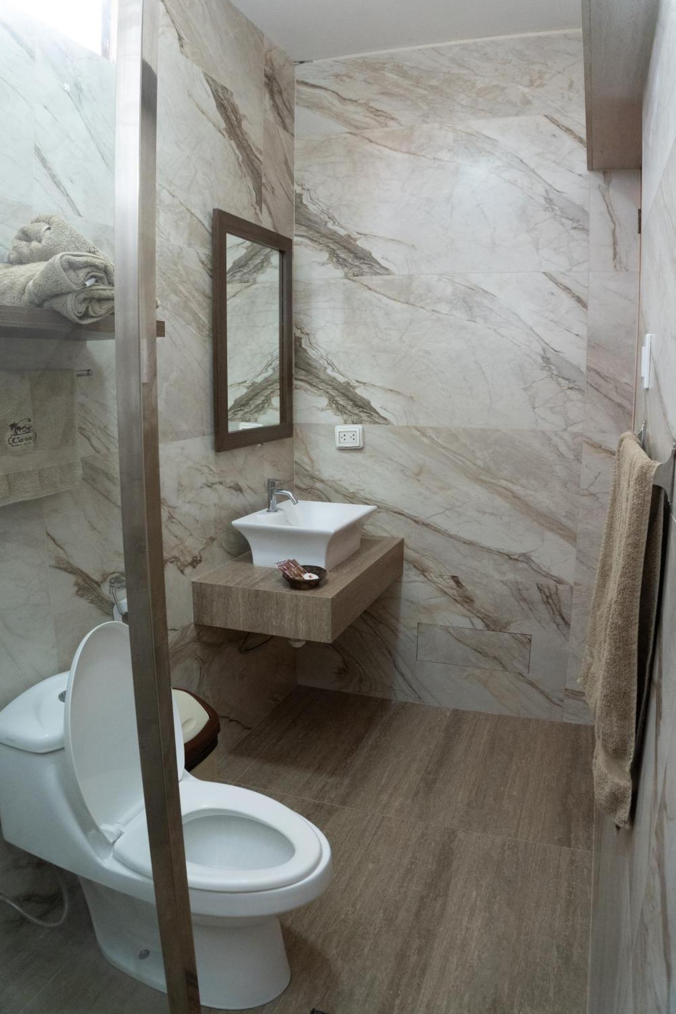Hotel Curasi Іка Екстер'єр фото